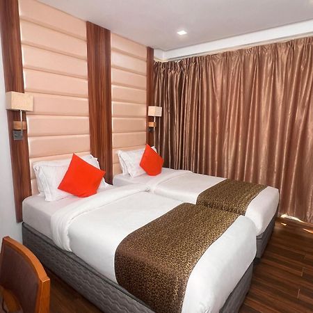 Hotel Dreams Grand à Hulhumalé Extérieur photo